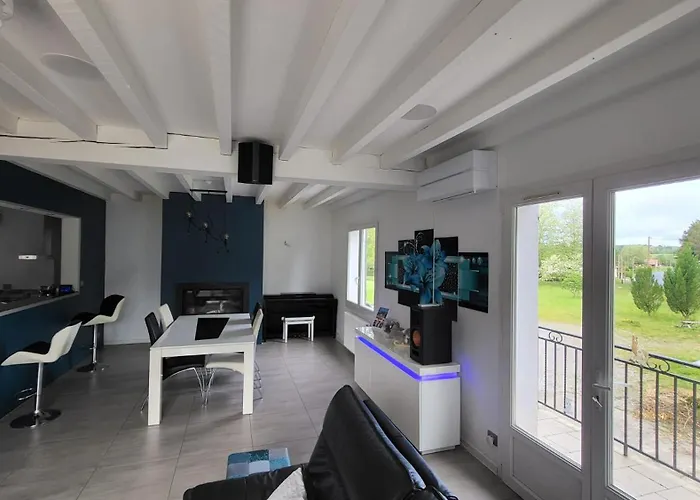 Maison 3 Avec Piscine Сasa de vacaciones *